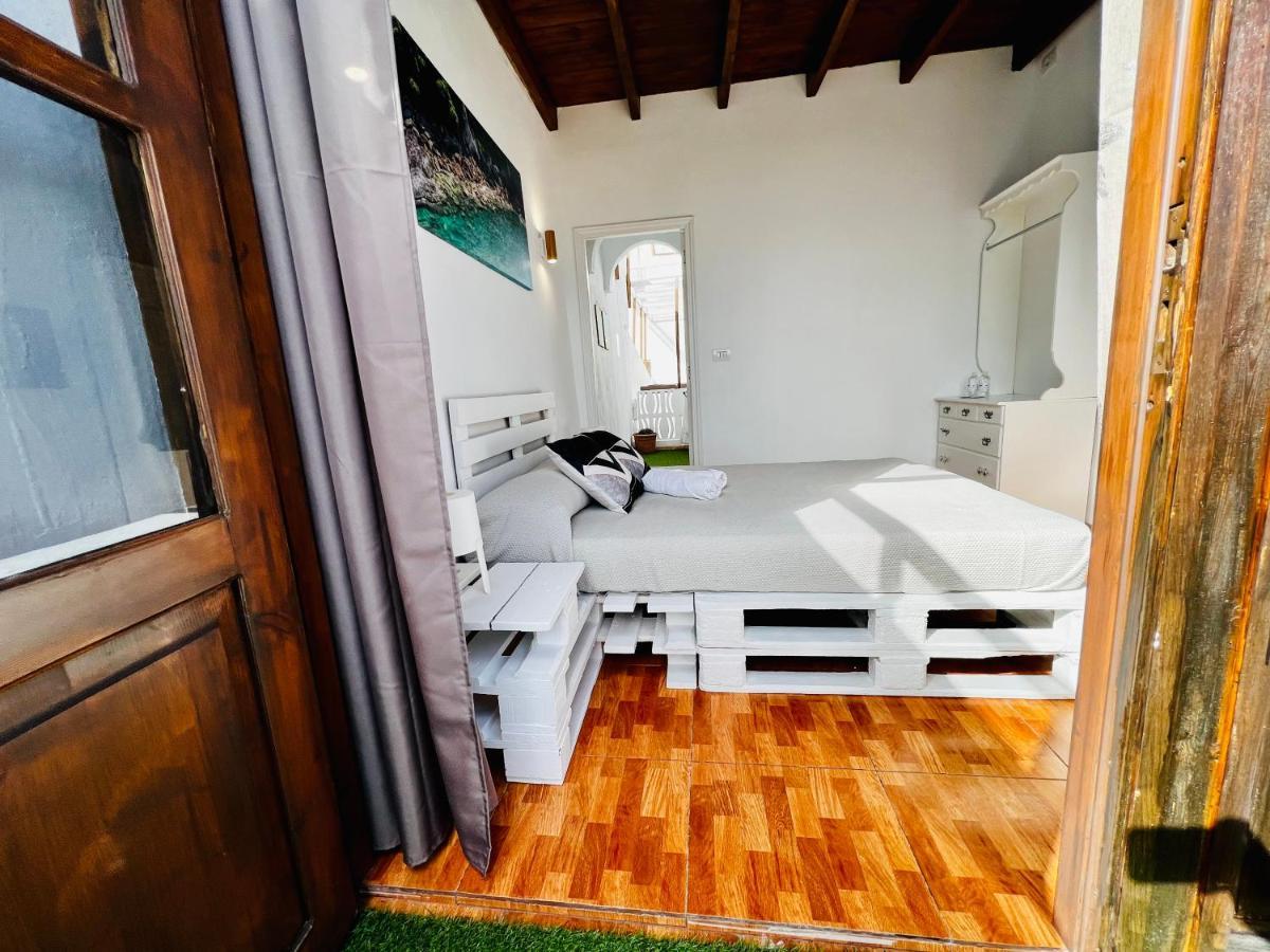 El Jardin De Iris Bed & Breakfast Santa Cruz de Tenerife Dış mekan fotoğraf